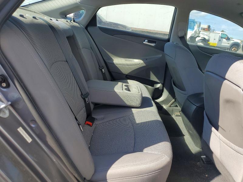 Photo 10 from auction – 2011 HYUNDAI SONATA with VIN 5NPEB4AC3BH148973