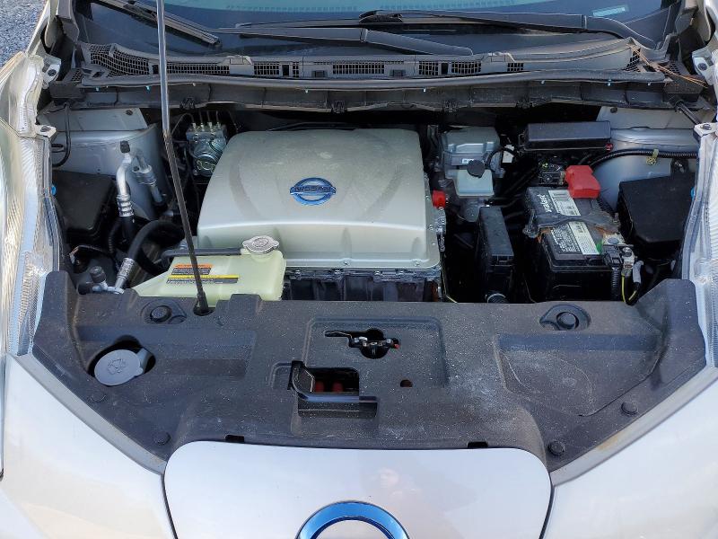 Photo 11 from auction – 2015 NISSAN LEAF S with VIN 1N4AZ0CP6FC329012