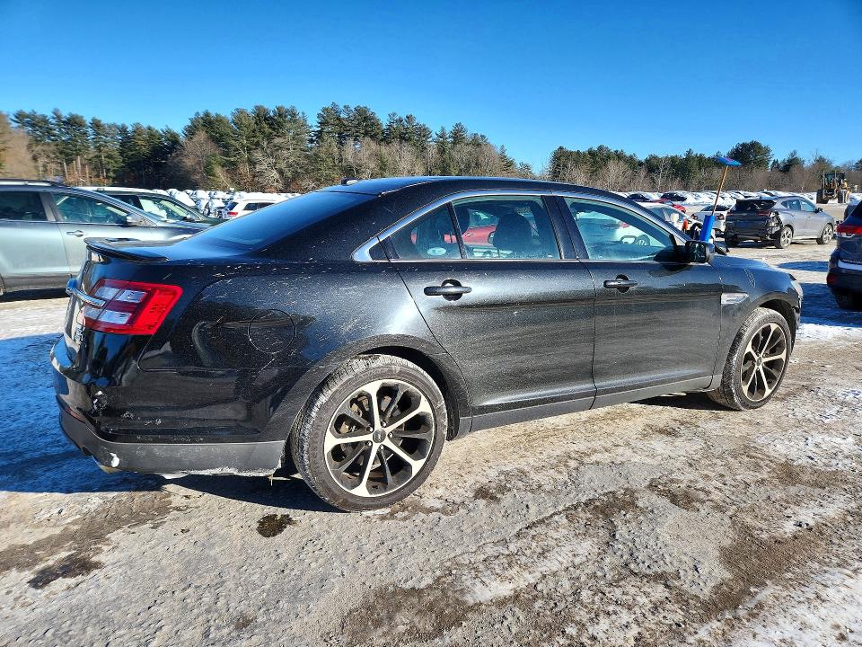 Photo 3 from auction – 2015 FORD TAURUS with VIN 1FAHP2H86FG182295