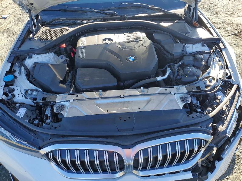 Photo 11 from auction – 2023 BMW 330XI with VIN 3MW89FF05P8C84600