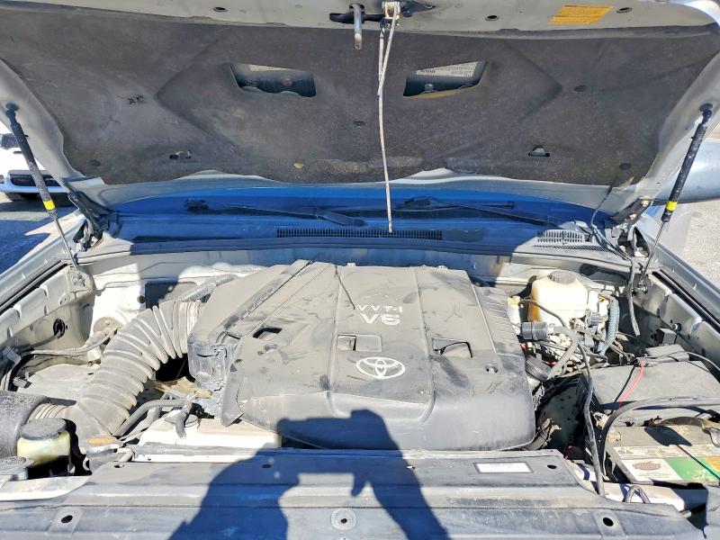 Photo 12 from auction – 2006 TOYOTA 4RUNNER SR with VIN JTEBU14R960103336