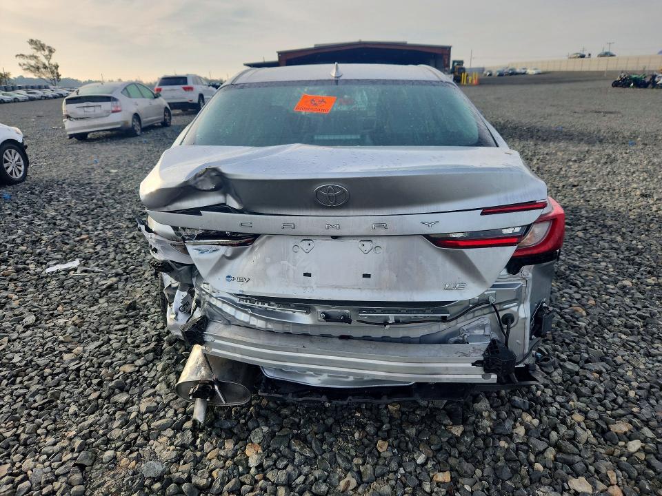 Photo 6 from auction – 2025 TOYOTA CAMRY with VIN 4T1DAACK2SU630837
