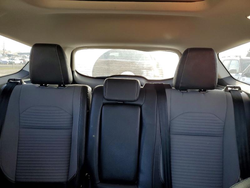 Photo 10 from auction – 2018 FORD ESCAPE SE with VIN 1FMCU9GD3JUD22619
