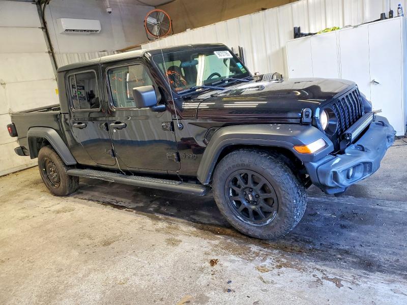 Photo 4 from auction – 2020 JEEP GLADIATOR with VIN 1C6HJTAGXLL148907