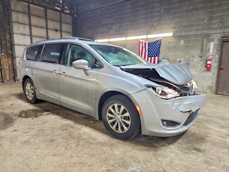 Photo 4 from auction – 2019 CHRYSLER PACIFICA T with VIN 2C4RC1BGXKR651272