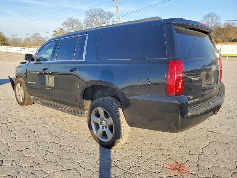 Photo 2 from auction – 2017 CHEVROLET SUBURBAN C with VIN 1GNSCGKCXHR304323