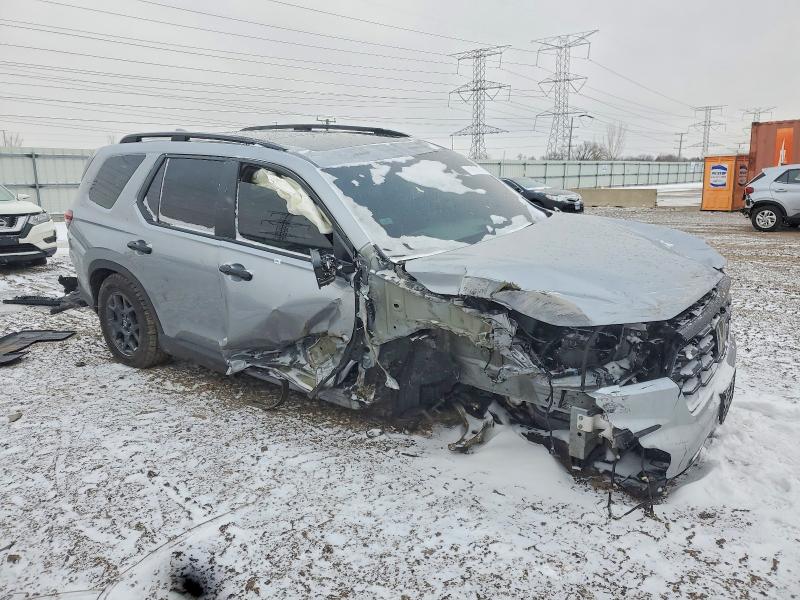 Photo 4 from auction – 2025 HONDA PILOT with VIN 5FNYG1H69SB067374