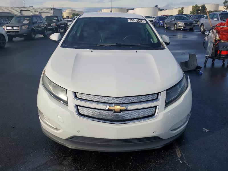 Photo 5 from auction – 2013 CHEVROLET VOLT with VIN 1G1RF6E4XDU100697