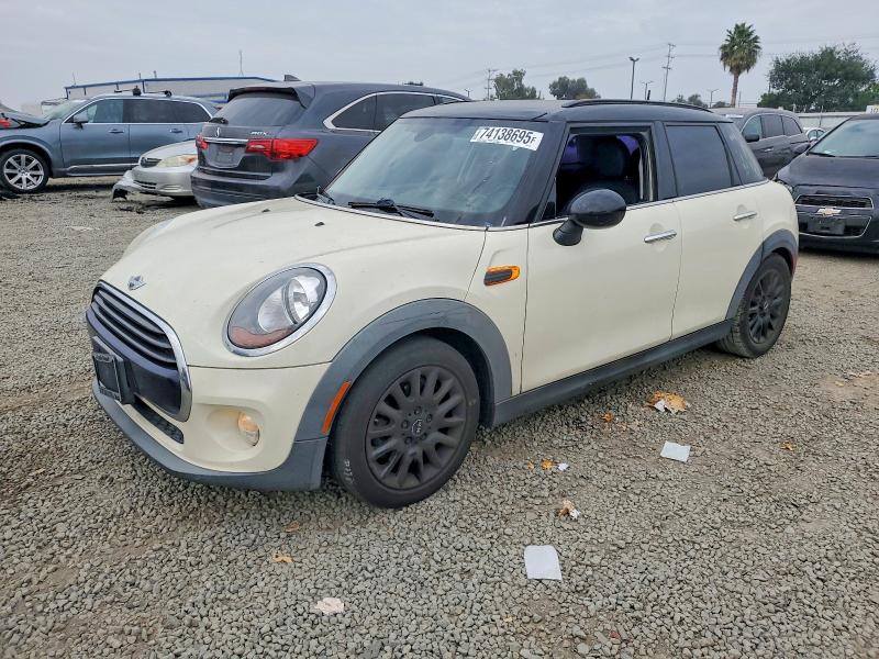 MINI COOPER 2016 with VIN WMWXU1C55G2D09199 - Photo from auction