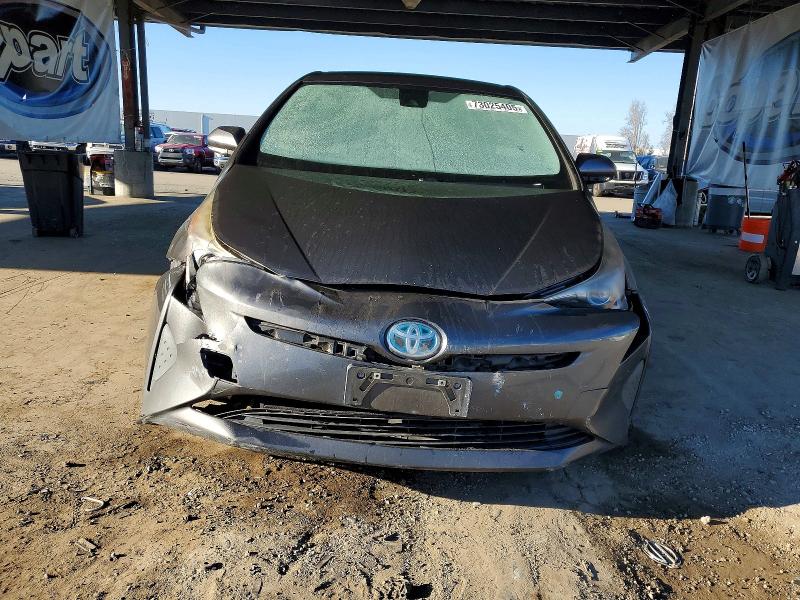 Photo 5 from auction – 2017 TOYOTA PRIUS with VIN JTDKBRFUXH3544503