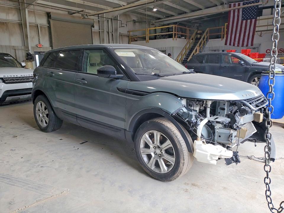 Photo 4 from auction – 2017 LAND ROVER RANGE ROVE with VIN SALVP2BG2HH175301