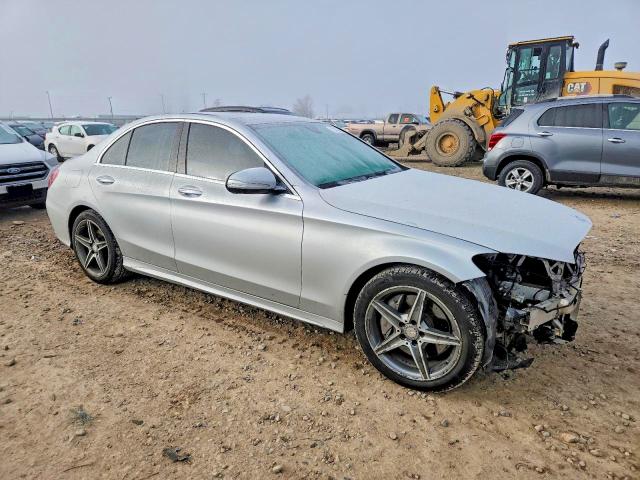 Photo 4 from auction – 2015 MERCEDES-BENZ C 300 4MAT with VIN 55SWF4KB9FU080731