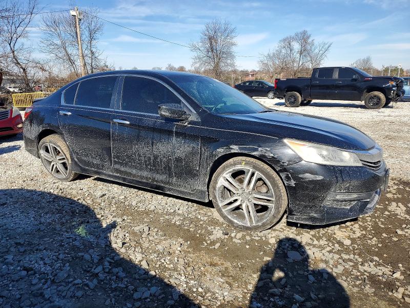 Photo 4 from auction – 2017 HONDA ACCORD SPO with VIN 1HGCR2F12HA119741