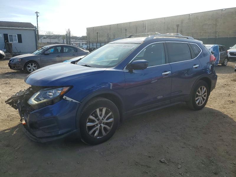 NISSAN ROGUE SV 2017 with VIN 5N1AT2MVXHC762013 - Photo from auction
