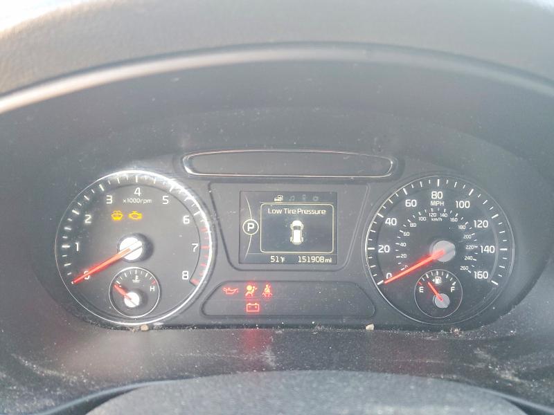 Photo 9 from auction – 2017 KIA SORENTO with VIN 5XYPG4A32HG270699