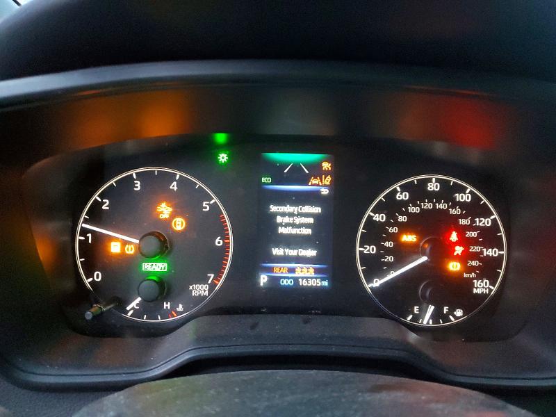 Photo 9 from auction – 2024 TOYOTA COROLLA with VIN JTDBCMFE3R3044855