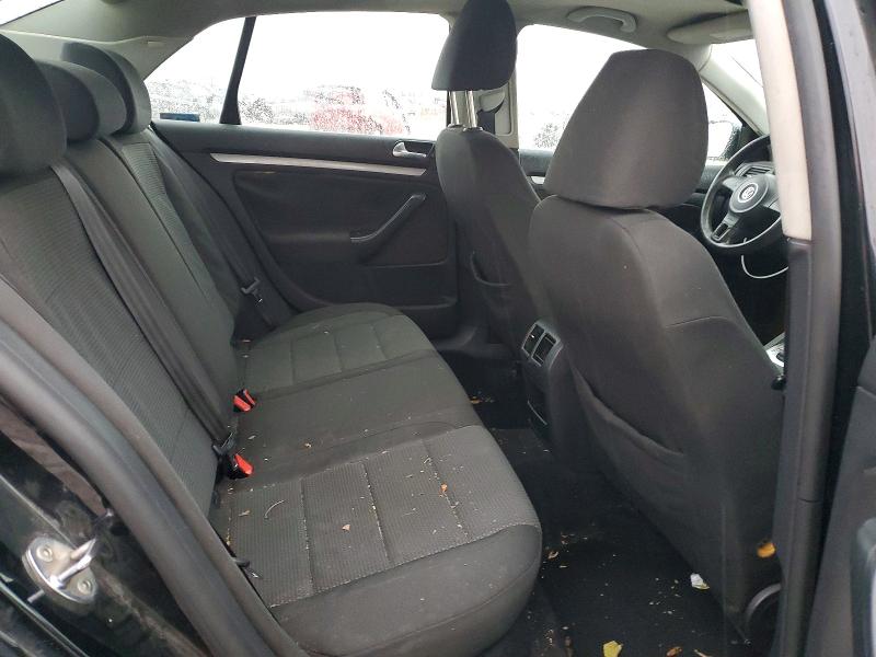 Photo 10 from auction – 2010 VOLKSWAGEN JETTA with VIN 3VWJX7AJ2AM015059