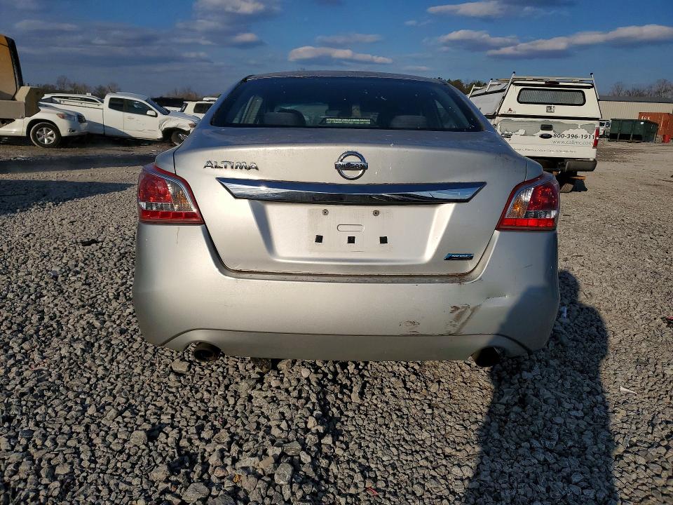 Photo 6 from auction – 2013 NISSAN ALTIMA with VIN 1N4AL3AP0DC294485