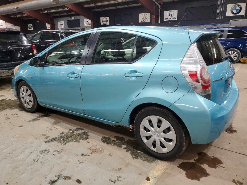 Photo 2 from auction – 2013 TOYOTA PRIUS C with VIN JTDKDTB35D1036546