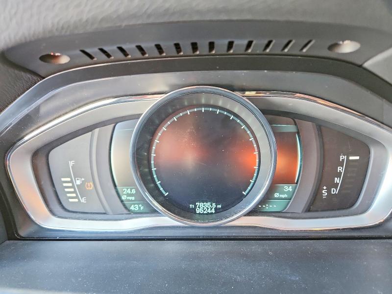 Photo 9 from auction – 2015 VOLVO XC70 3.2 with VIN YV4952NA6F1202007