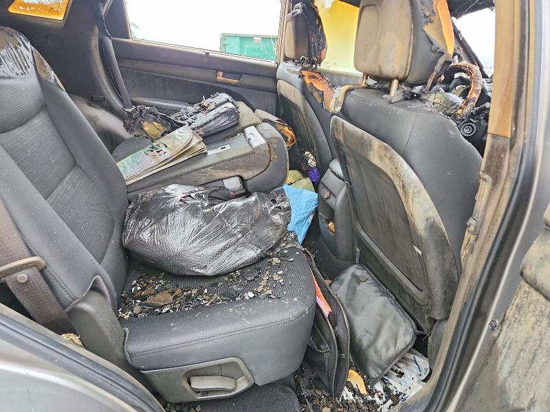 Photo 11 from auction – 2014 KIA SORENTO with VIN 5XYKTCA6XEG455301