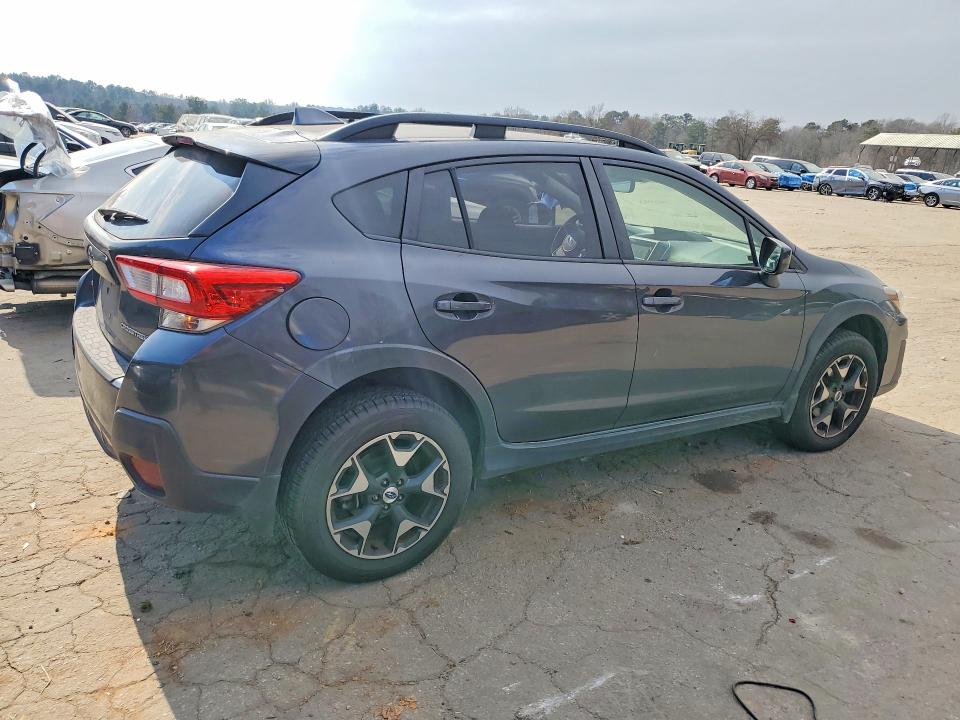 Photo 3 from auction – 2018 SUBARU CROSSTREK with VIN JF2GTADCXJH244002