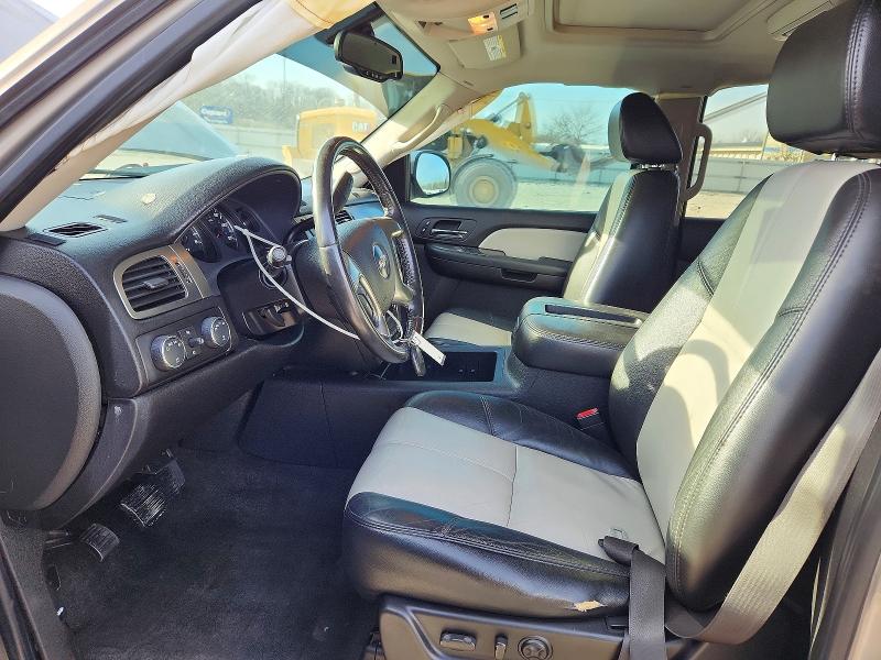 Photo 7 from auction – 2007 CHEVROLET SUBURBAN K with VIN 3GNFK16307G257703