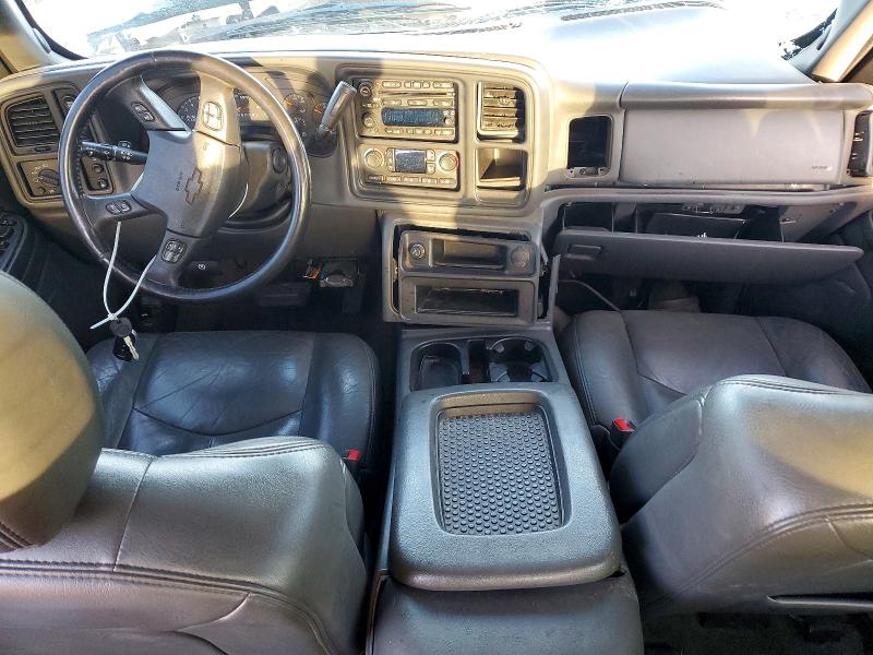 Photo 7 from auction – 2005 CHEVROLET SILVERADO with VIN 1GCEK19B05E269989