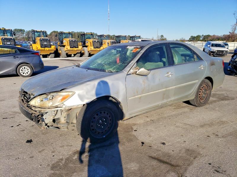 Photo 1 from auction – 2004 TOYOTA CAMRY LE with VIN 4T1BE30K94U796481
