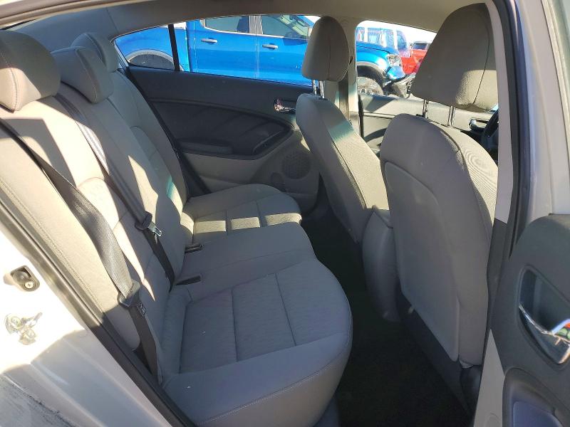 Photo 10 from auction – 2015 KIA FORTE LX with VIN KNAFK4A66F5284578