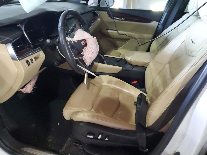 Photo 7 from auction – 2017 CADILLAC XT5 with VIN 1GYKNBRS2HZ157296
