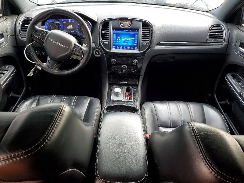 Photo 8 from auction – 2017 CHRYSLER 300 with VIN 2C3CCABG0HH567809