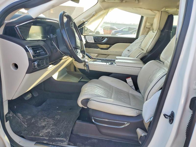 Photo 7 from auction – 2020 LINCOLN NAVIGATOR with VIN 5LMJJ2TT7LEL17552