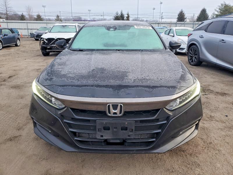 Photo 5 from auction – 2018 HONDA ACCORD with VIN 1HGCV1F34JA007665