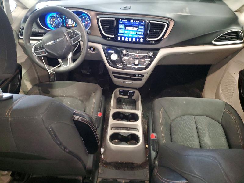 Photo 8 from auction – 2017 CHRYSLER PACIFICA T with VIN 2C4RC1DG8HR593104