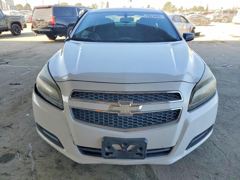 Photo 5 from auction – 2013 CHEVROLET MALIBU LS with VIN 1G11B5SA8DF140858
