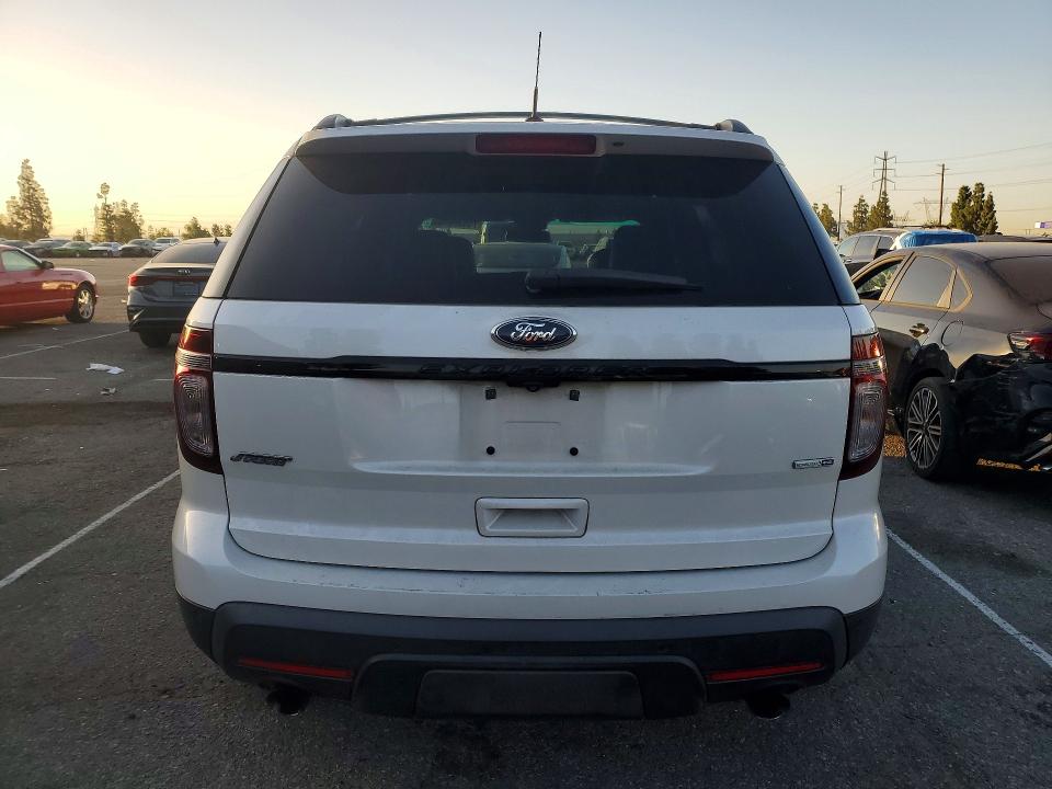 Photo 6 from auction – 2015 FORD EXPLORER with VIN 1FM5K8GT2FGC64881