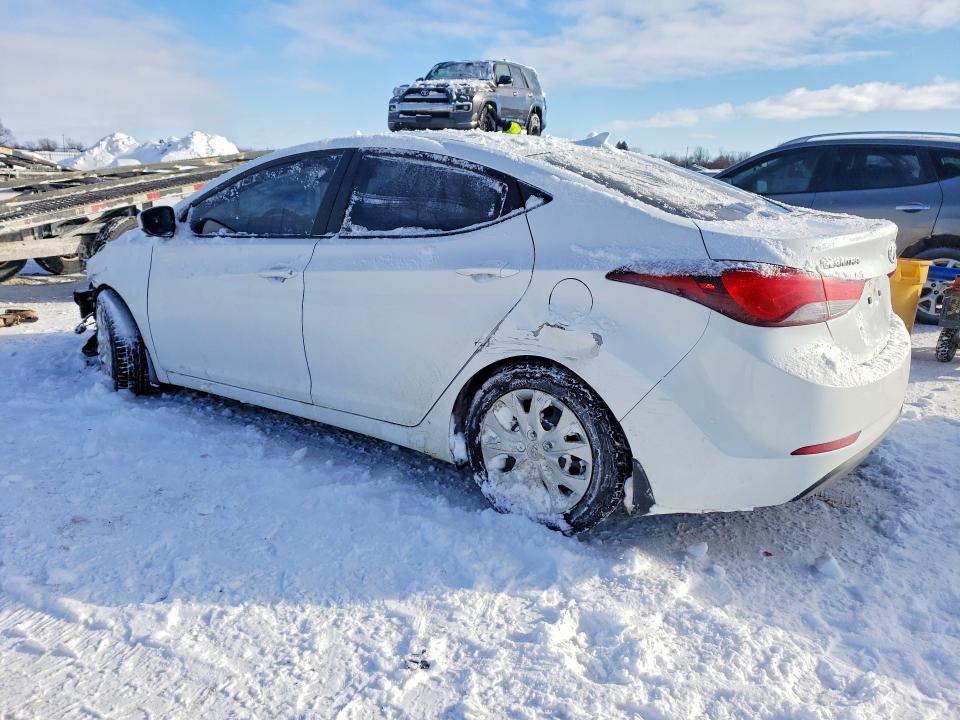 Photo 2 from auction – 2015 HYUNDAI ELANTRA SE with VIN 5NPDH4AE8FH638830