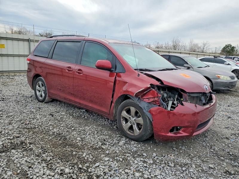 Photo 4 from auction – 2012 TOYOTA SIENNA LE with VIN 5TDKK3DC1CS184102
