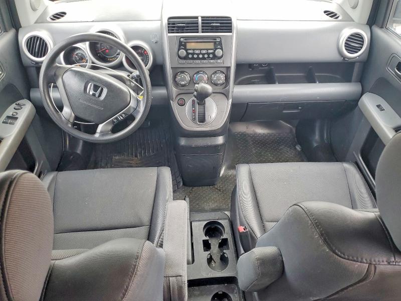 Photo 8 from auction – 2004 HONDA ELEMENT EX with VIN 5J6YH18654L010547
