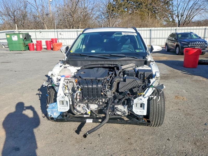 Photo 5 from auction – 2023 HYUNDAI TUCSON with VIN 5NMJFCAE5PH249001