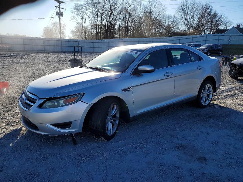 FORD TAURUS 2016 with VIN 1FAHP2E87GG138134 - Photo from auction