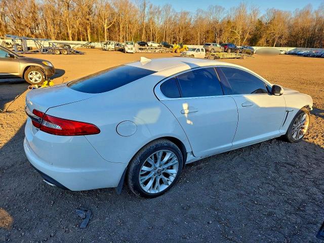 Photo 3 from auction – 2013 JAGUAR XF with VIN SAJWA0E79D8S88350