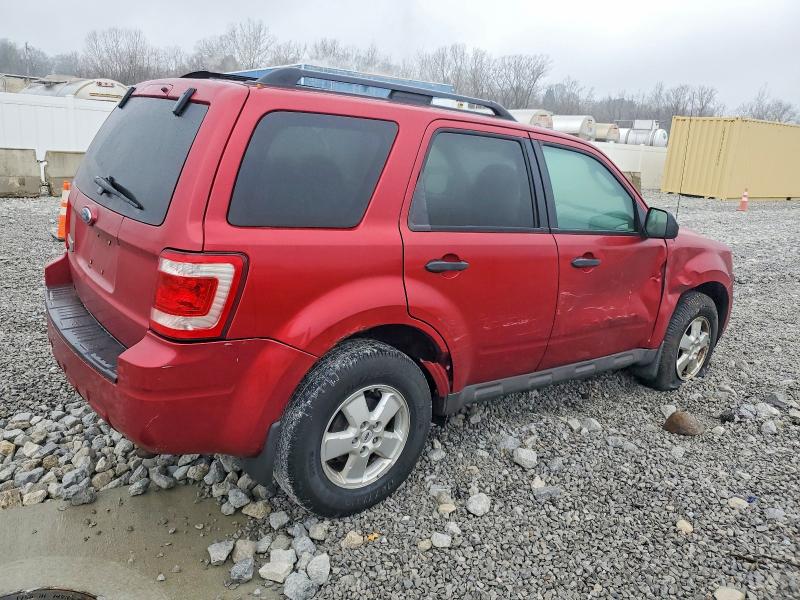 Photo 3 from auction – 2009 FORD ESCAPE XLT with VIN 1FMCU03G99KA65520