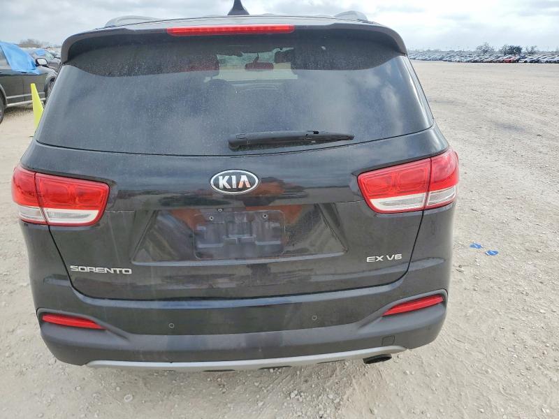 Photo 6 from auction – 2017 KIA SORENTO EX with VIN 5XYPH4A54HG203469