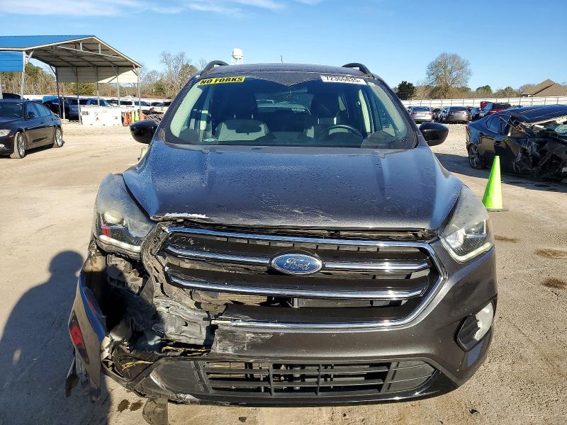 Photo 5 from auction – 2019 FORD ESCAPE SE with VIN 1FMCU0GD0KUA22727