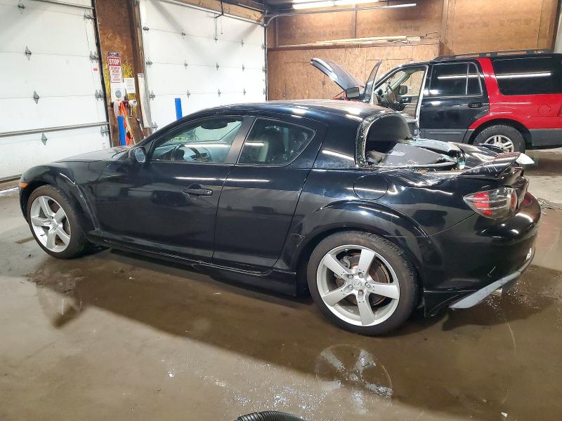 Photo 2 from auction – 2004 MAZDA RX8 with VIN JM1FE173940112609