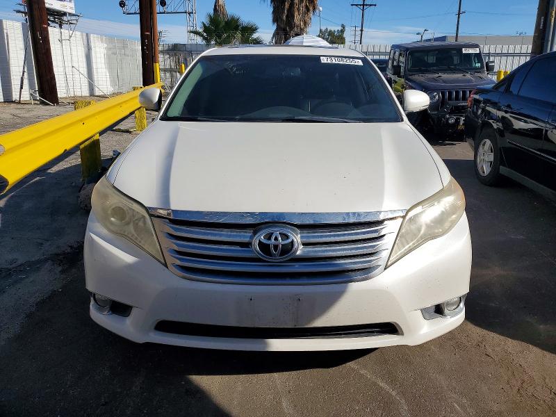 Foto 5 de la subasta – 2012 TOYOTA AVALON BAS con VIN 4T1BK3DB7CU450799