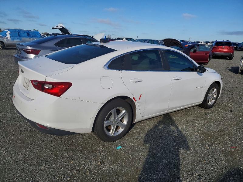 Photo 3 from auction – 2020 CHEVROLET MALIBU with VIN 1G1ZC5ST3LF101076