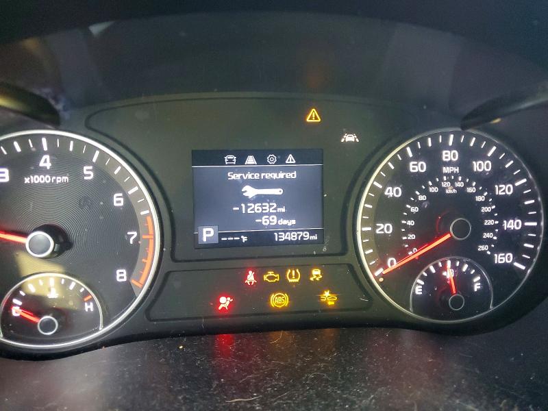 Photo 9 from auction – 2019 KIA OPTIMA with VIN 5XXGT4L36KG305829